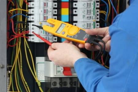 3 Common Warning Signs Your Home Needs An Electrical Panel Upgrade Thumbnail